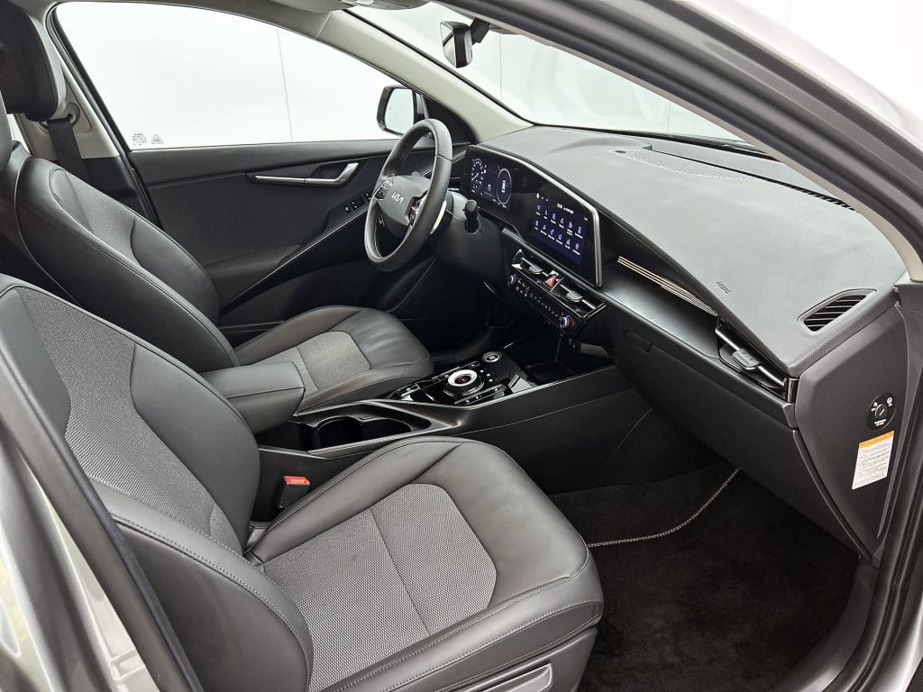 Kia Niro 1.6 gdi hybrid dynamicline limited | head up display | half leder 