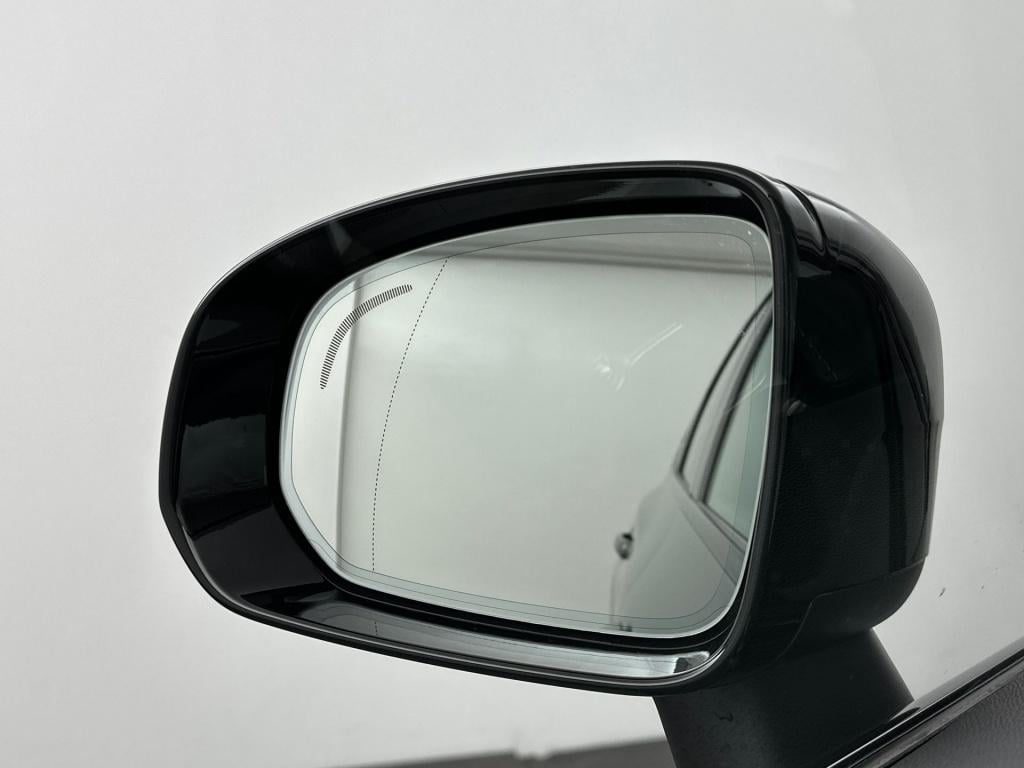 Volvo XC60 t6 398pk recharge ultra dark|