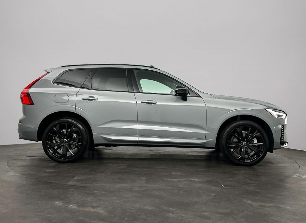 Volvo XC60 t6 398pk recharge ultra black edition| pano| 360camera| h&k soun