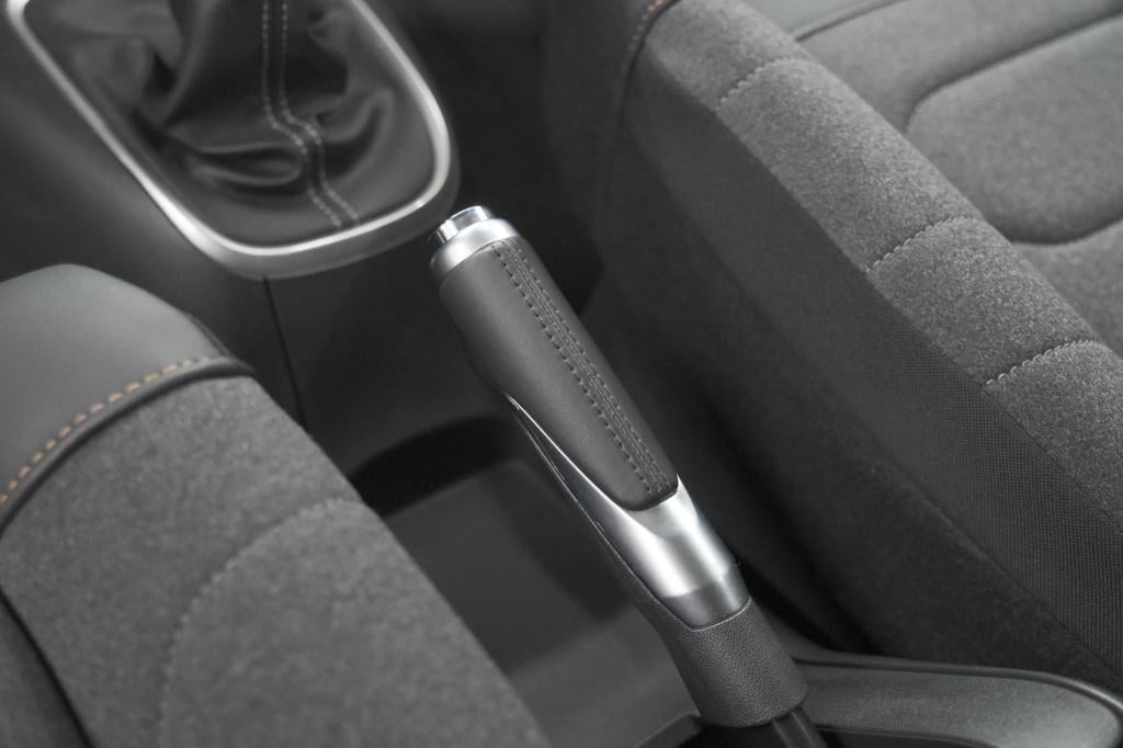 Citroen C3 puretech 82 max | trekhaak | keyless | camera | parkeersensoren 