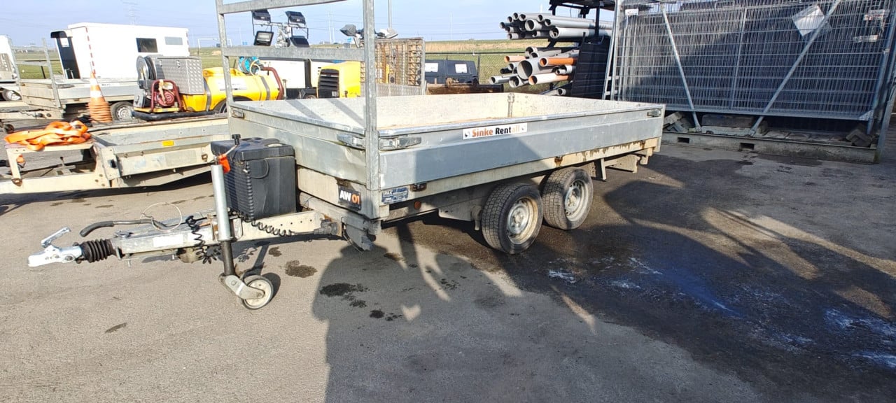Te koop: Henra kipper aanhangwagen dubbelasser 2650kg laadvermogen