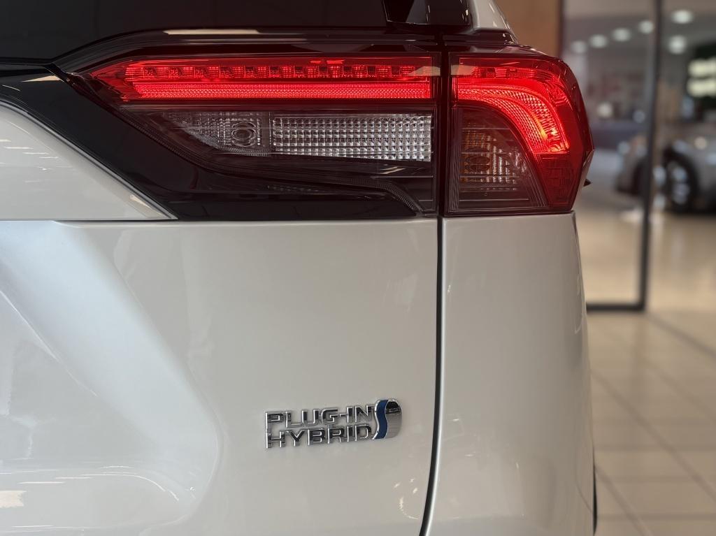 Toyota Rav4 2.5 plug-in hybrid. bi-tone plus | trekhaak |