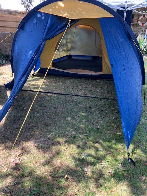Nomad Desert storm tunneltent.