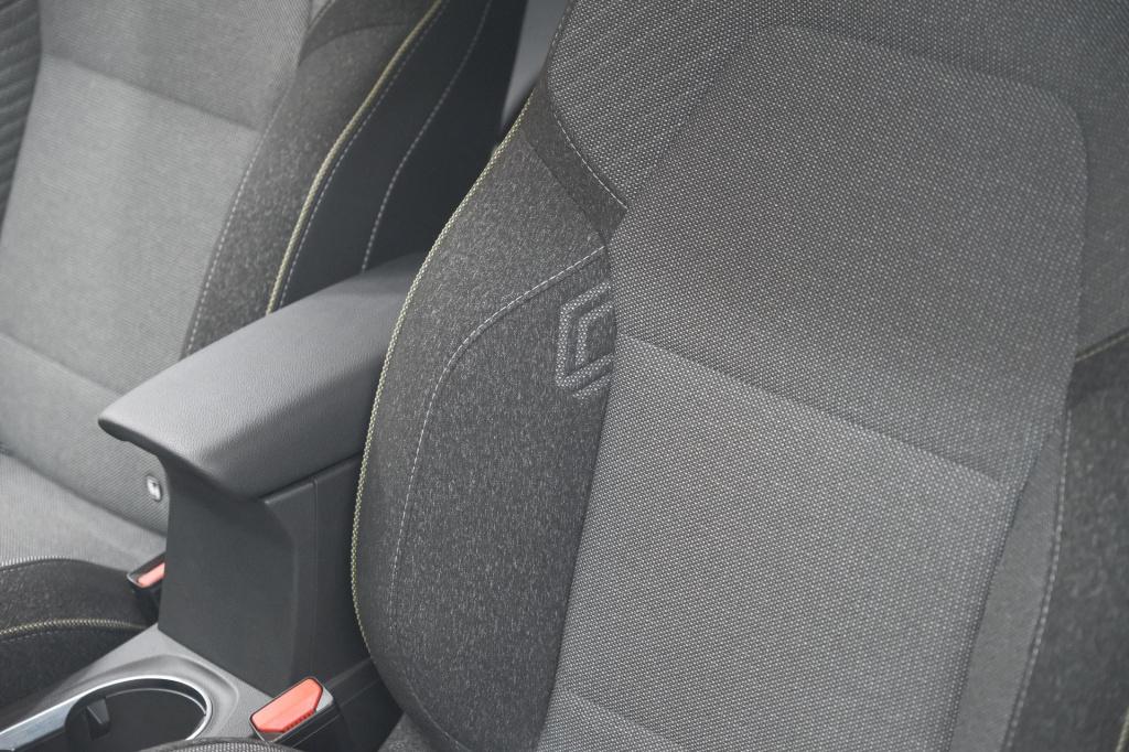 Renault Captur mild hybrid 160 edc techno | nieuw model | camera | navigati