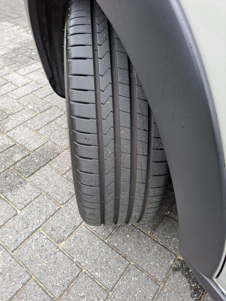 Te Koop Citroën C3 PureTech 1.2 Shine van bouwjaar 30 oktober 2017.