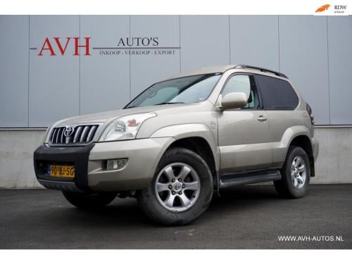 Toyota Land Cruiser 3.0 d-4d vx hr blind van, differentieel maakt herrie!!