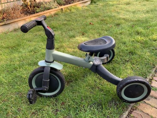 Topmark driewieler / loopfiets (om te bouwen tot loopfiets