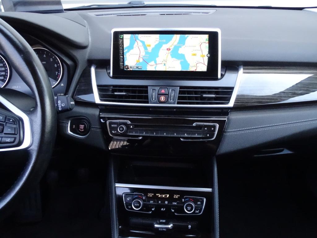 BMW 2-serie gran tourer 218i | leder | hud | bluetooth