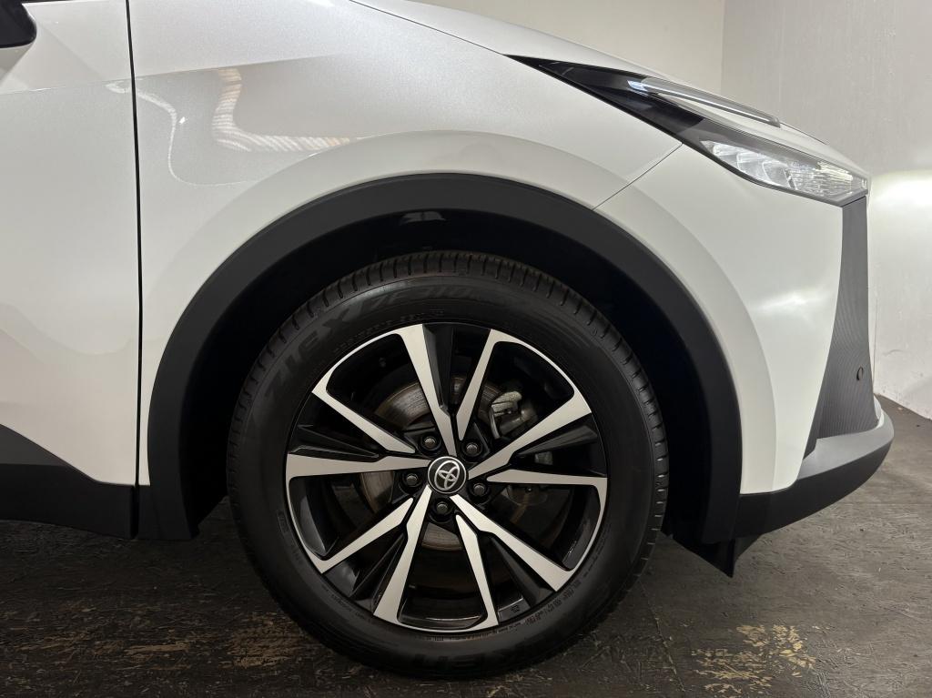 Toyota C-hr 1.8 hybrid 140 dynamic