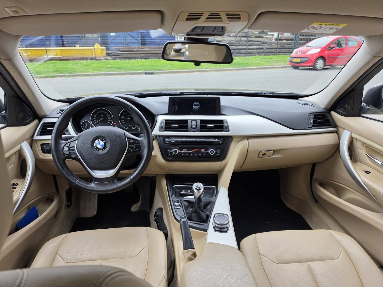Te Koop: BMW 320i F30 – Luxe & Sportief!