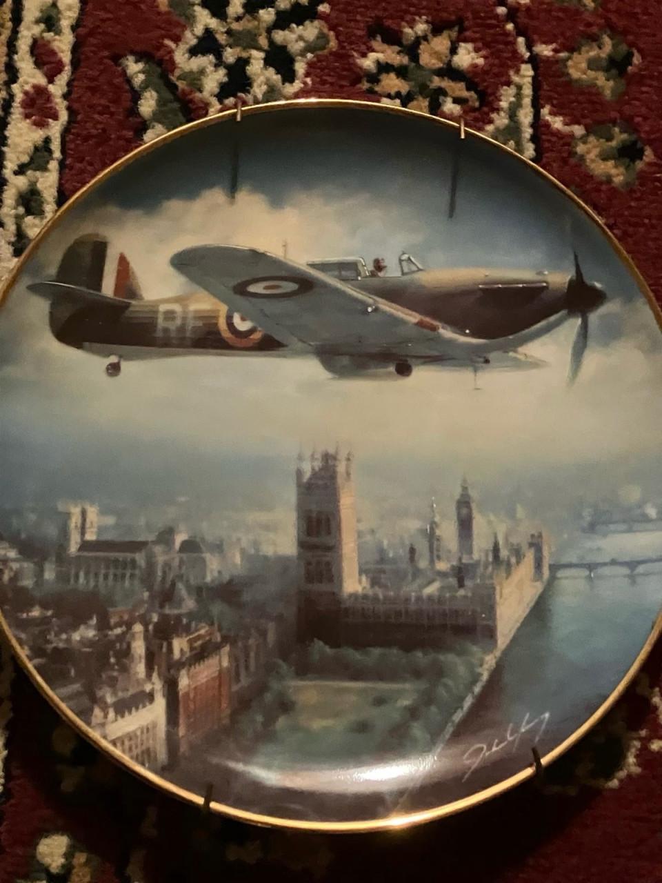 Porceleinen bord te koop