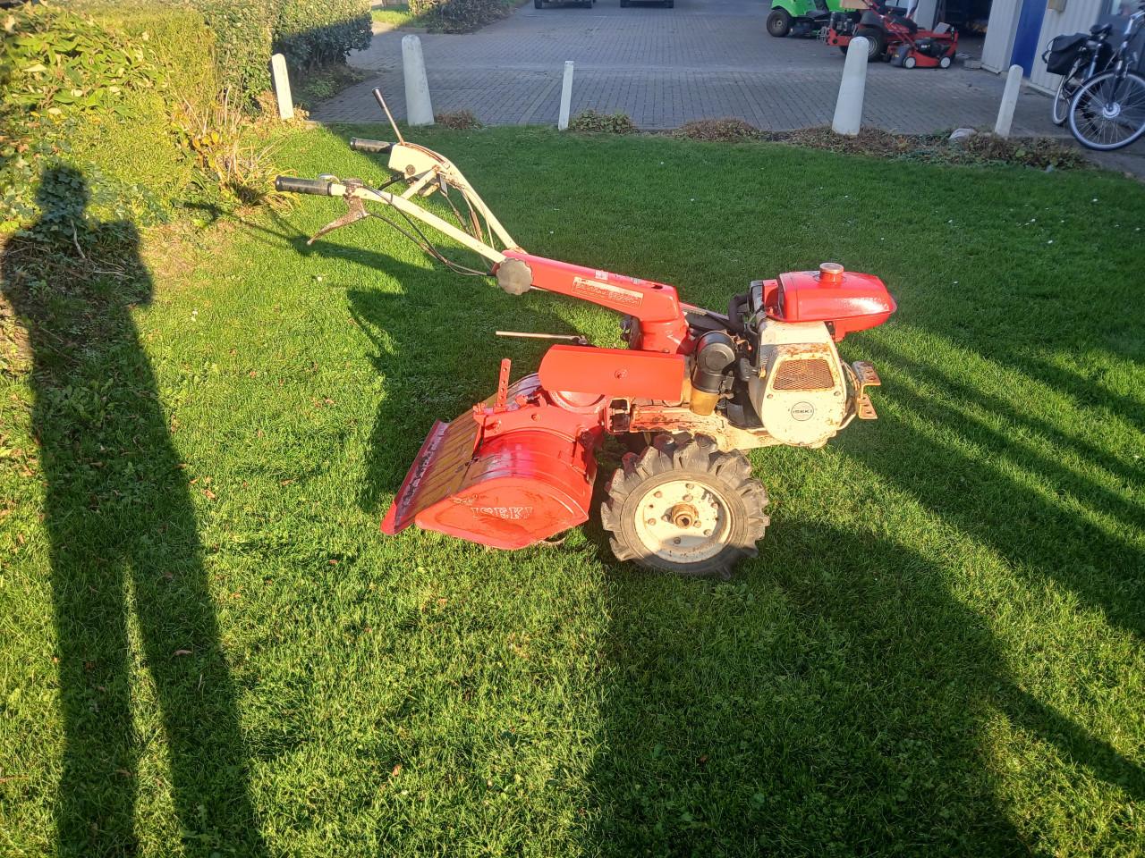 Mooi bak frees  bieden iseki