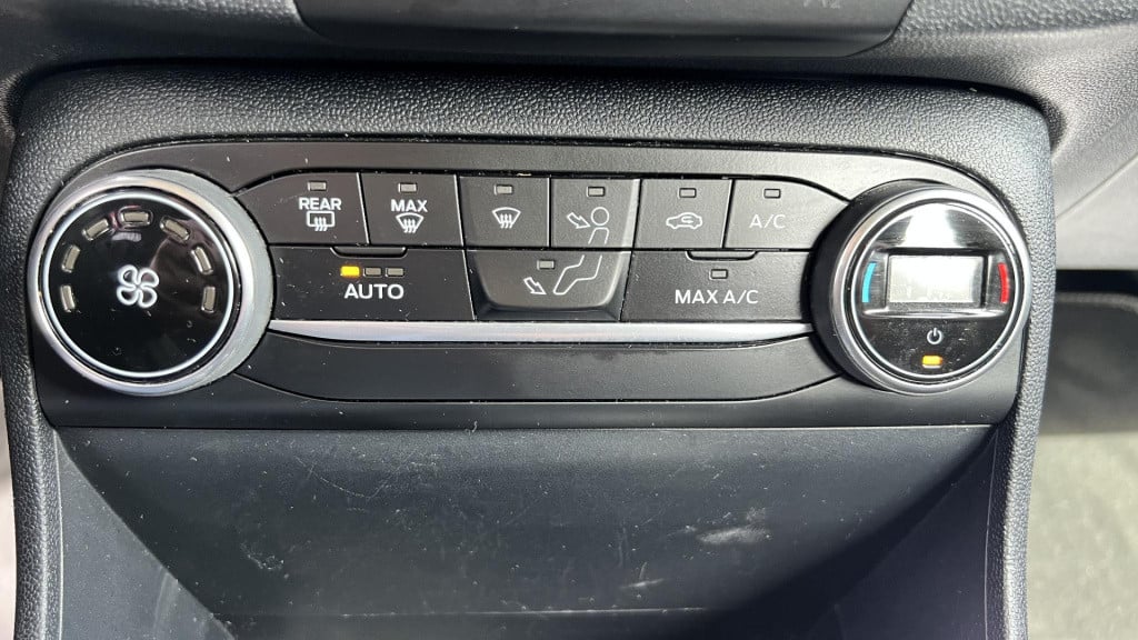 Ford Fiesta 1.0 ecoboost titanium