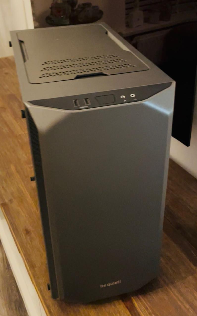 Gaming PC Ryzen 5 - SSD - ASUS Radeon RX 580 8GB - 16 GB Ram - Be Quiet