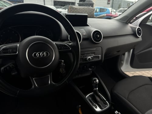 Auto Audi a1 Sportback