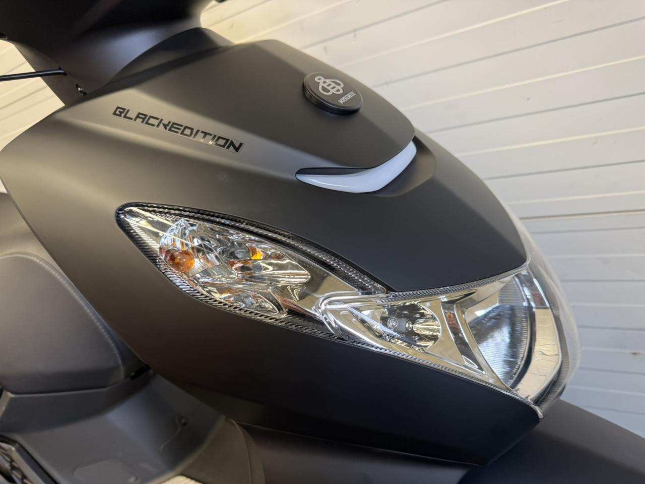 Peugeot Kisbee Black edition, nu weer uit voorraad leverbaar!