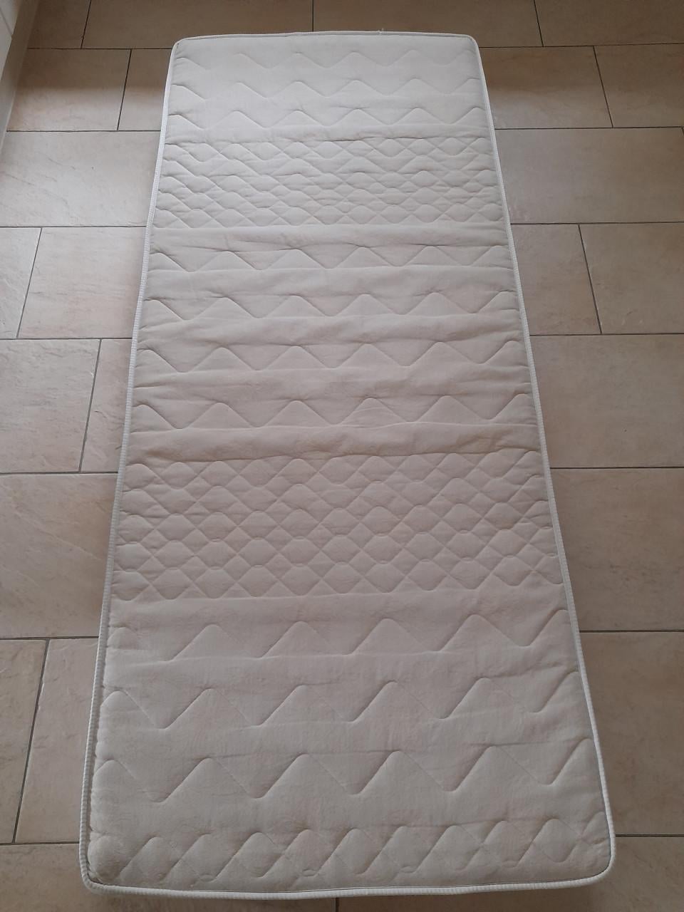 Elektrisch verstelbare Senioren bed 80 x 190 (in goede staat)