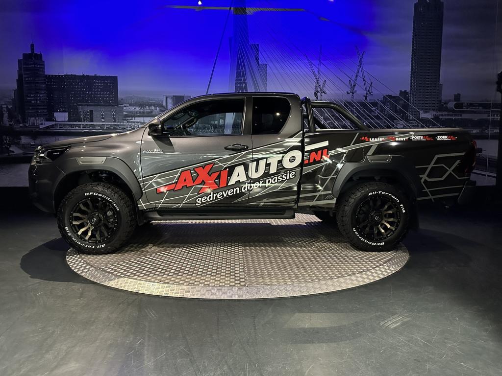 Toyota Hilux 2.8 d-4d xtra cab invincible *leer*camera*navi*carplay*