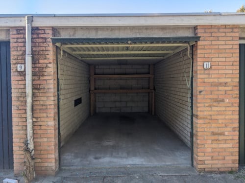 Te huur - Garagebox in het centrum van Hulst