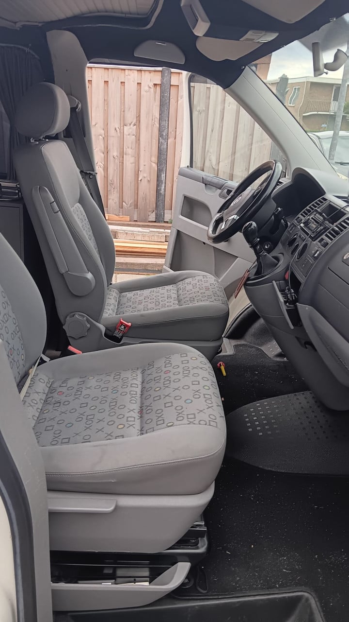 Volkswagen T5 camper