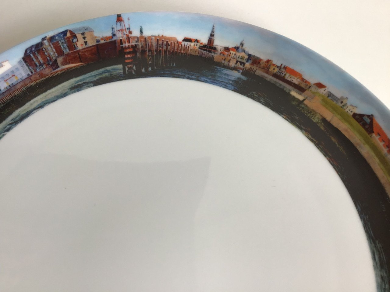 Bord 31 cm Taste of Art Jo Dumon Tak Vlissingen kust Panorama Walcheren