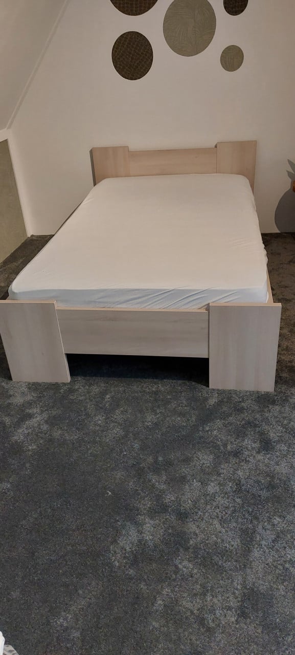Te Koop:Twijfelaar € 40,-