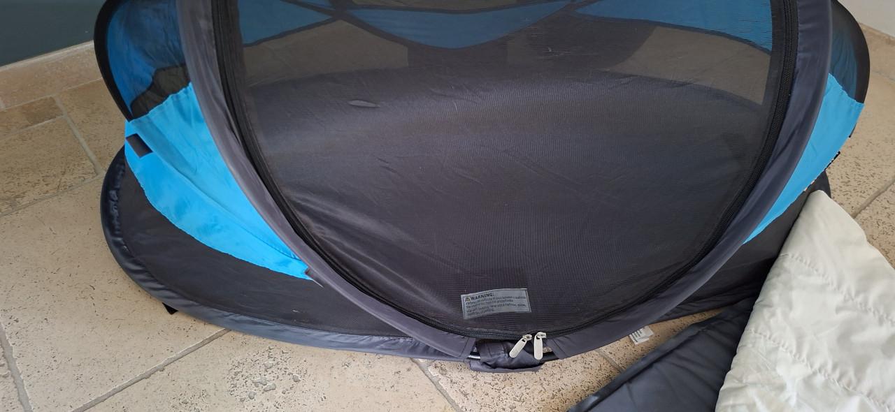 Deryan baby tent