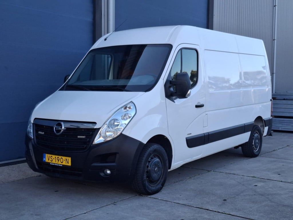 Opel Movano 2.3 cdti l2h2 airco / cruise controle / camera / trekhaak / n.a