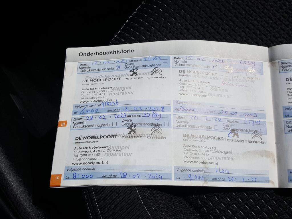 Peugeot 208 allure 1.2 pt-110pk 5d kleurnavigatie applecarplay&androidauto 