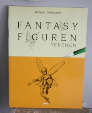 Boek- fantasy figuren tekenen