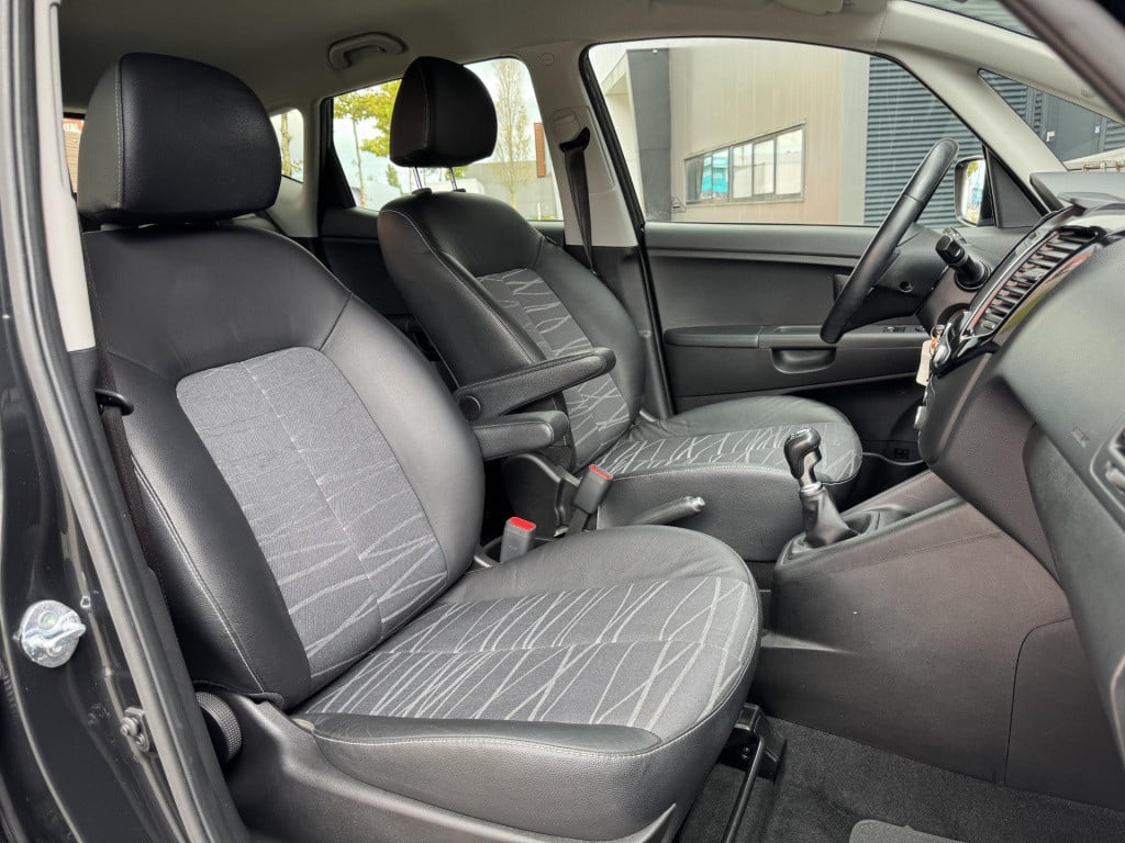 Kia Venga 1.4 cvvt dynamicplusline | trekhaak | navigatie | camera | cruise