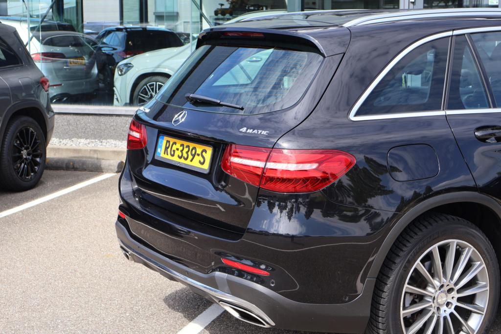 Mercedes-Benz Glc 250 4matic amg l luchtvering airmatic l camera l led high
