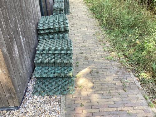 Groen rasters/bakken voor substraat voor een sedumdak