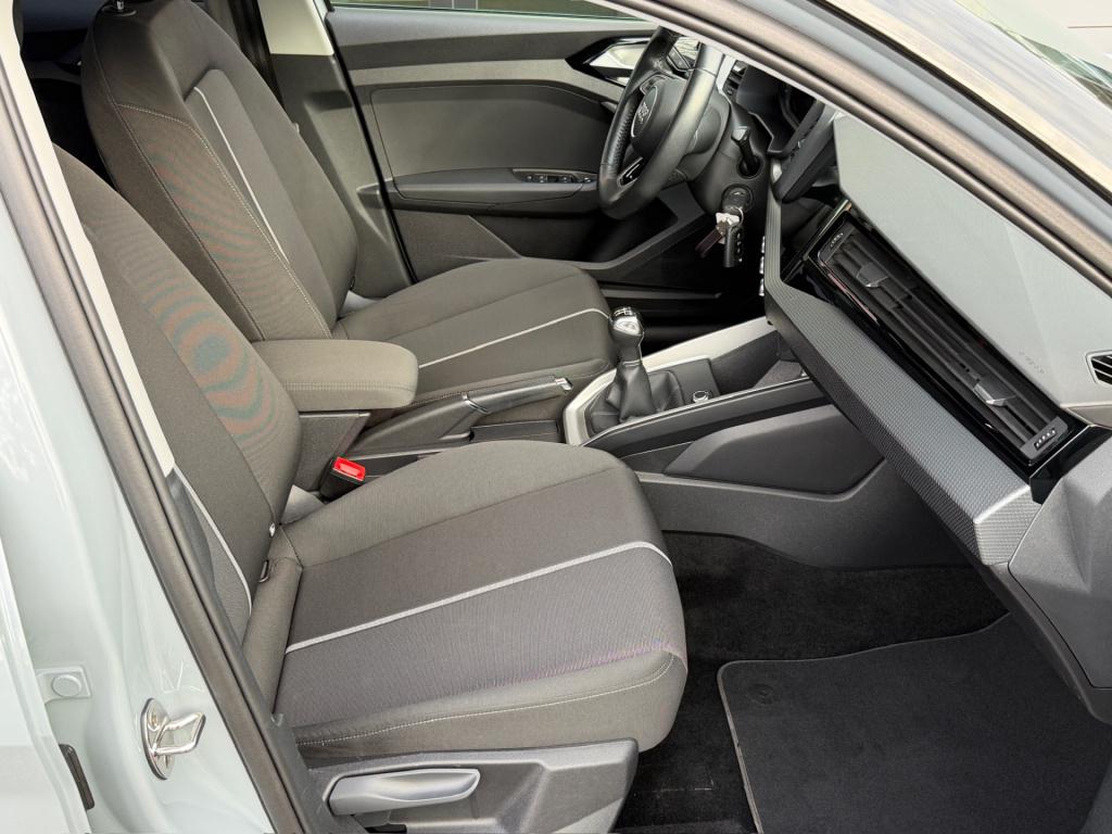 Audi A1 Sportback 25 tfsi epic | cruise | carplay | led achter | 17 inch | 