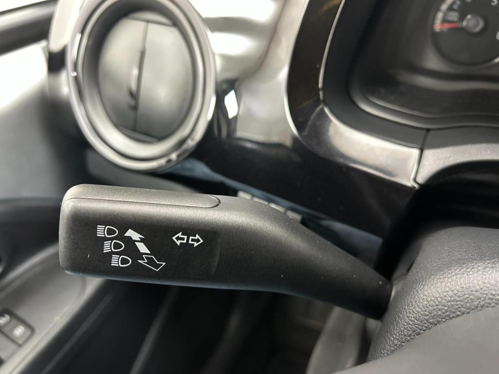 Volkswagen UP! occasion 1.0 move up! bluemotion | grijs | tweedehands volks