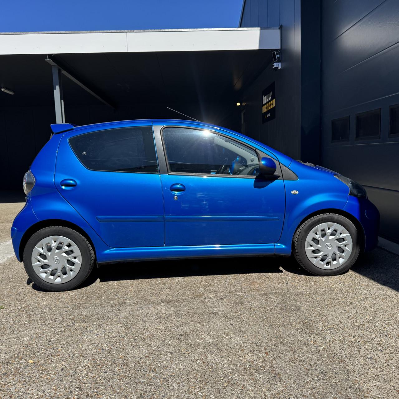 Toyota Aygo 1.0 12V Vvt-i Dynamic Blue 5DRS 2009 Apk Nap Cruise