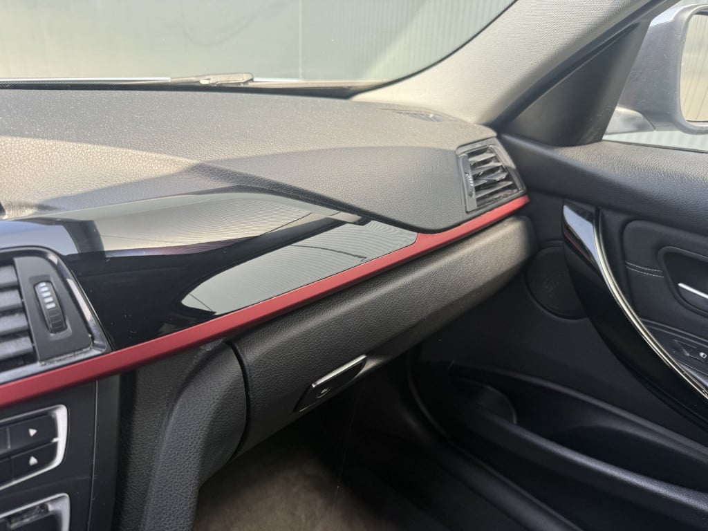 BMW 3-serie 320i 184pk executive sportline sedan