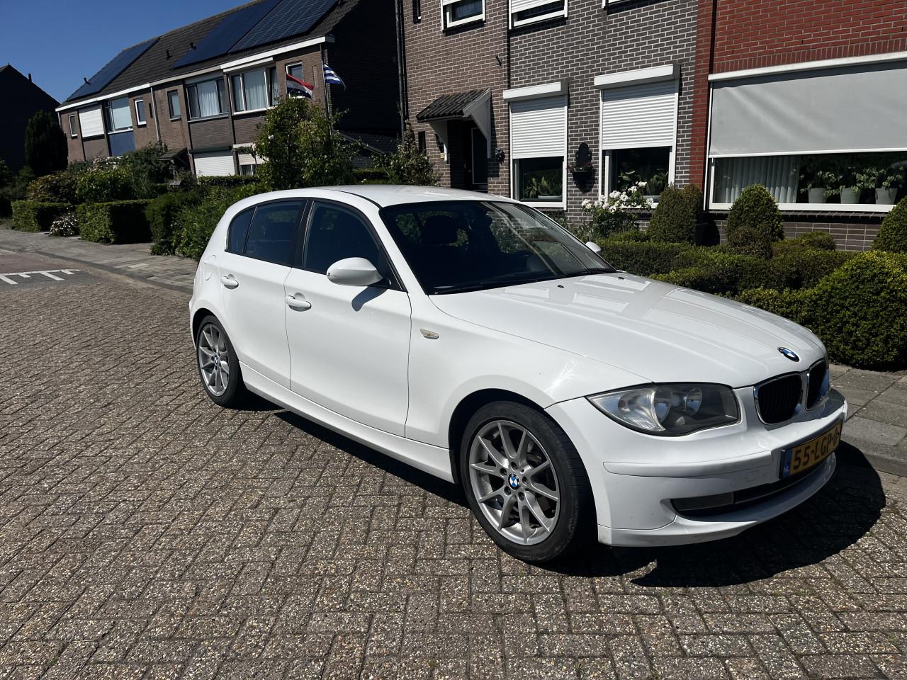 BMW 1