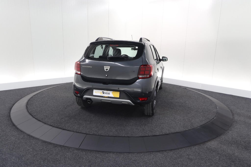 Dacia Sandero Stepway tce 90 sl | camera | navigatie | parkeersensoren | cr