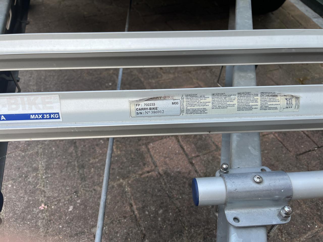 Fietsendrager op dissel