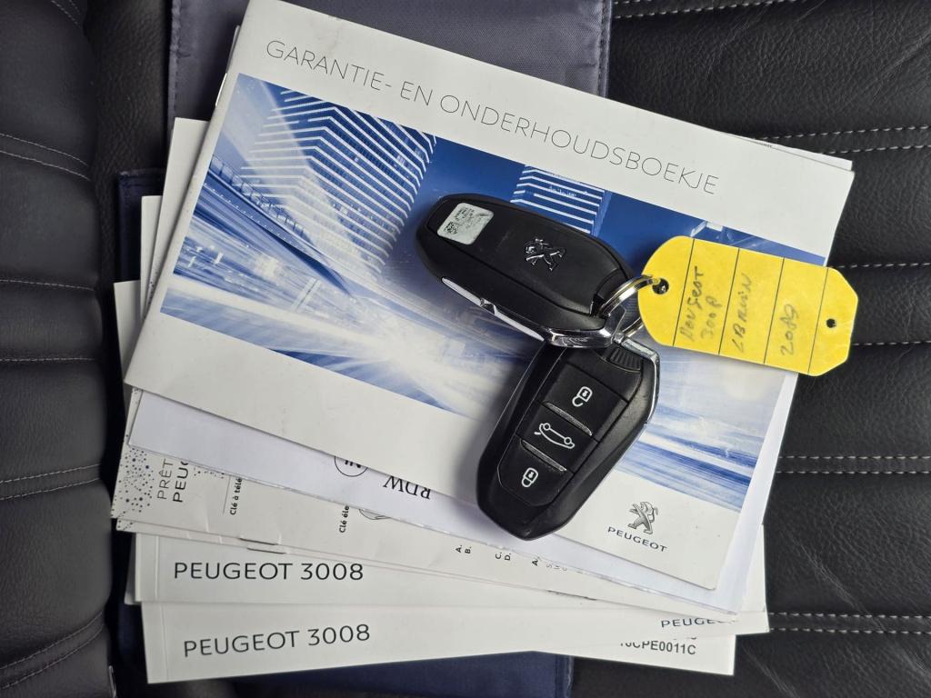Peugeot 3008 1.2 puretech allure