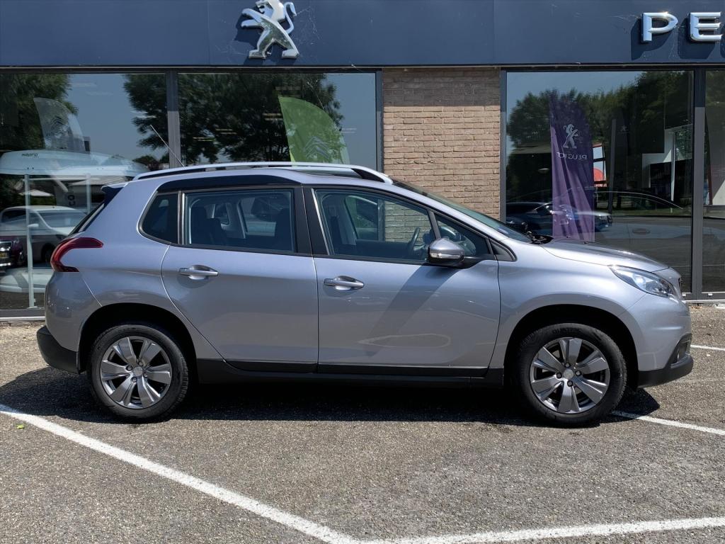 Peugeot 2008 blue lion 1.2-110pk navigatie | cruise control | airco | panor