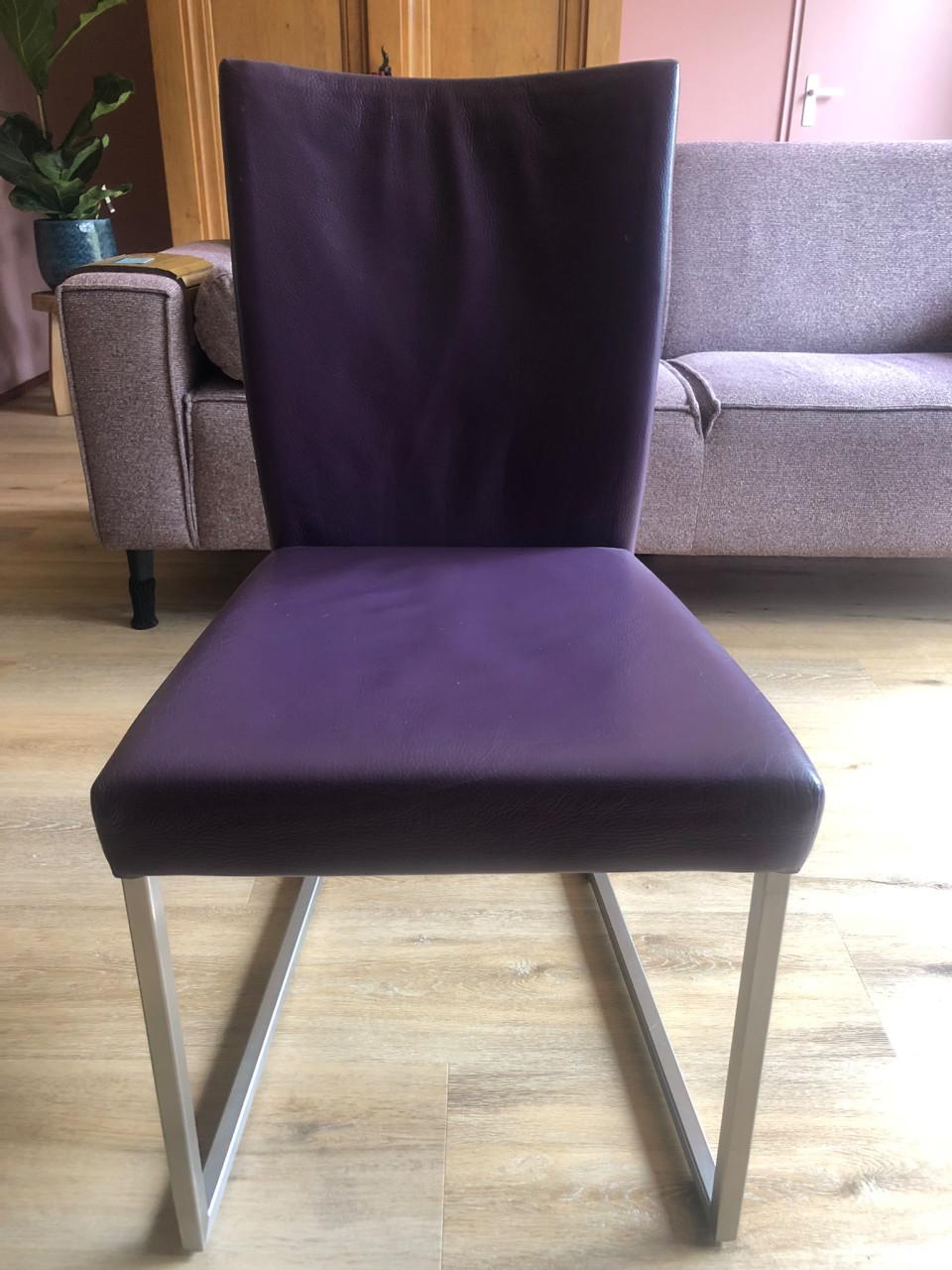 6 paarsleren eetkamerstoelen (Bert Plantagie)