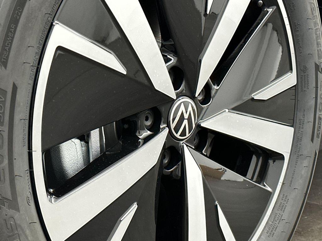 Volkswagen Tiguan limited edition 204 pk plug in hybride voordeel van € 3.5