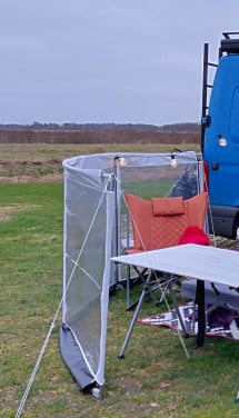 Windscherm gebogen