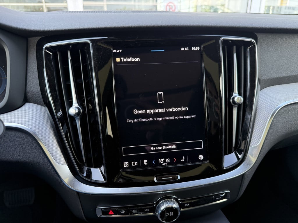Volvo V60 v60 t6 twin engine awd plus dark