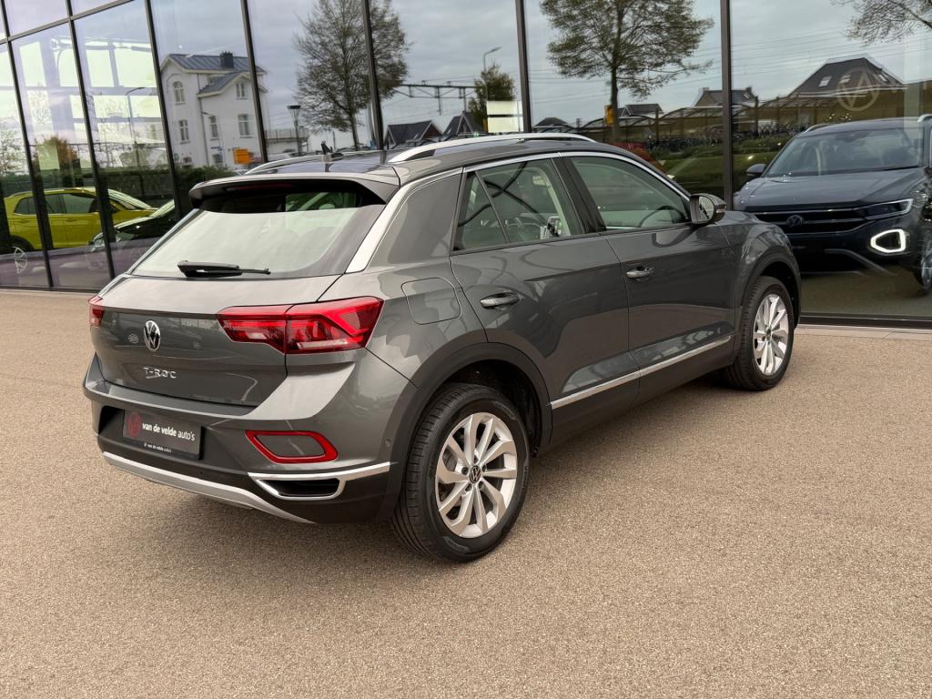 Volkswagen T-roc 1.5 tsi 150pk dsg style | dode hoek | camera | keyless | e