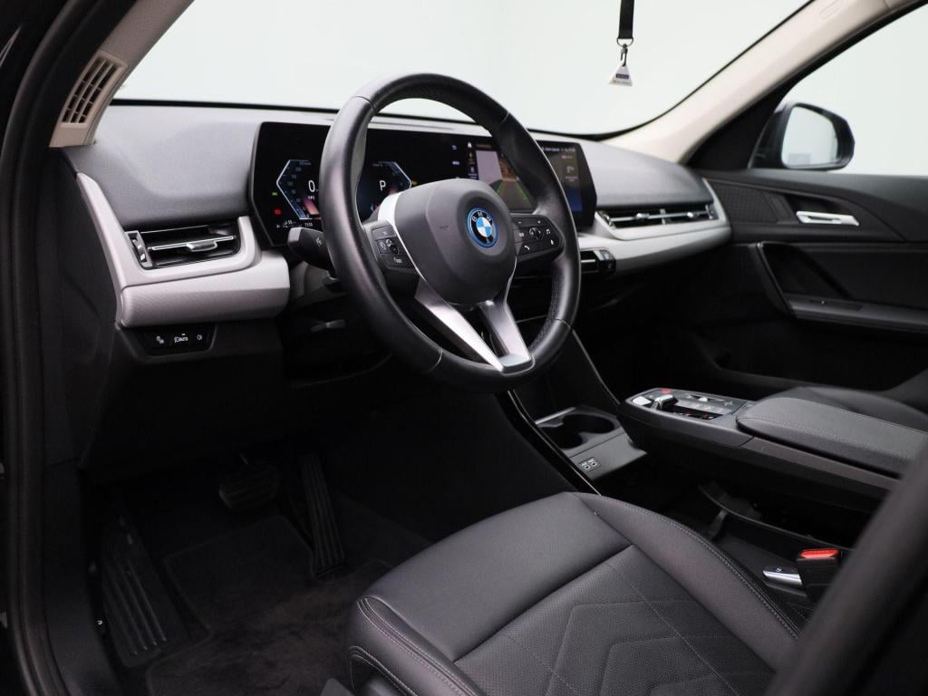 BMW X1 xdrive25e | automaat | lmv | parkeer sensoren | virtual cockpit | ca