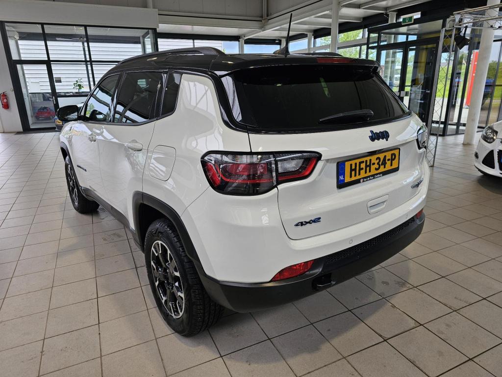Jeep Compass 4xe 240 plug-in hybrid electric trailhawk