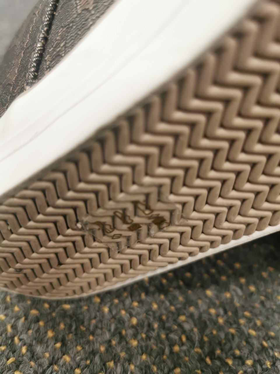 Nieuwe Guess schoenen (40)
